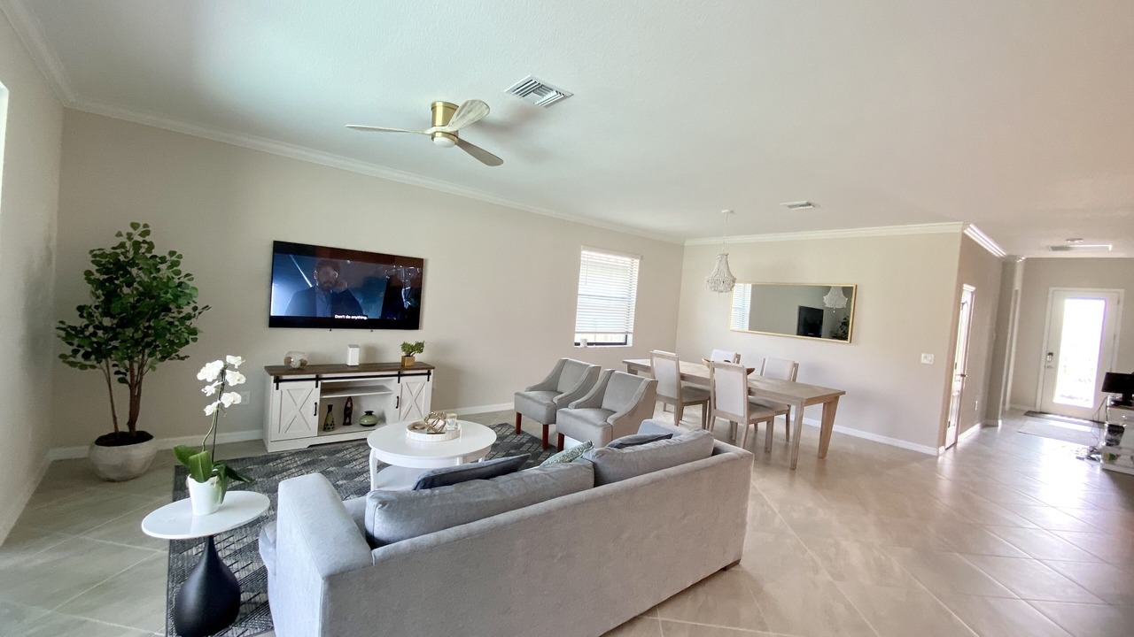 Photo of Livingroom in Biggar