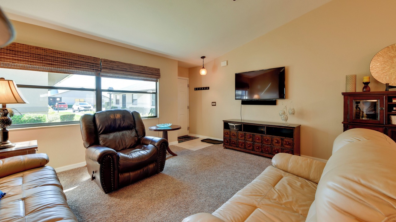 Photo of Livingroom in Highland