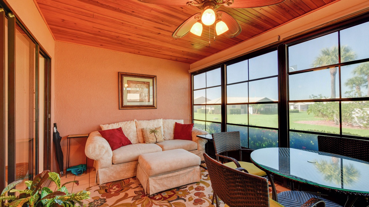 Photo of Livingroom in Highland