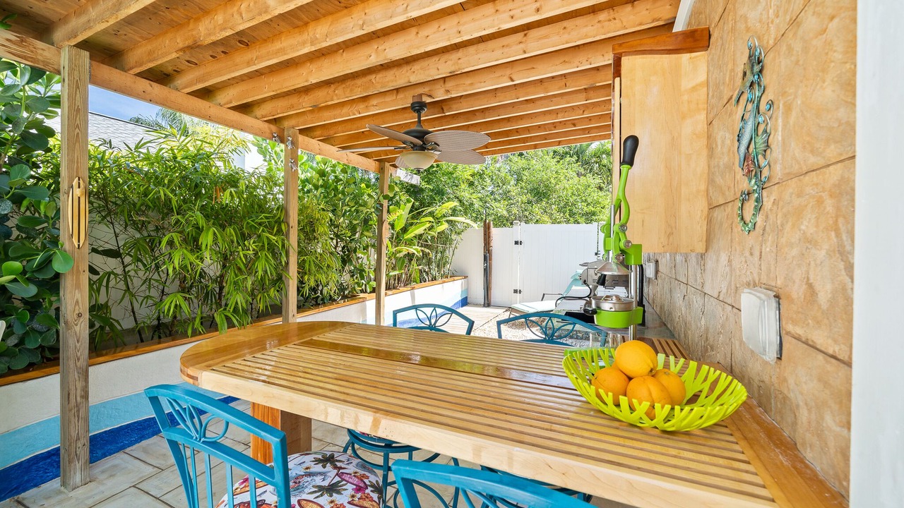 Photo of Outdoor in Beach Estates