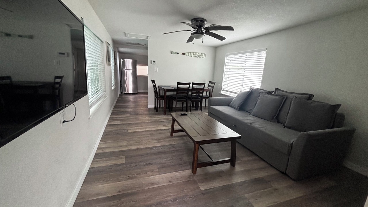 Photo of Livingroom in Redington Shores