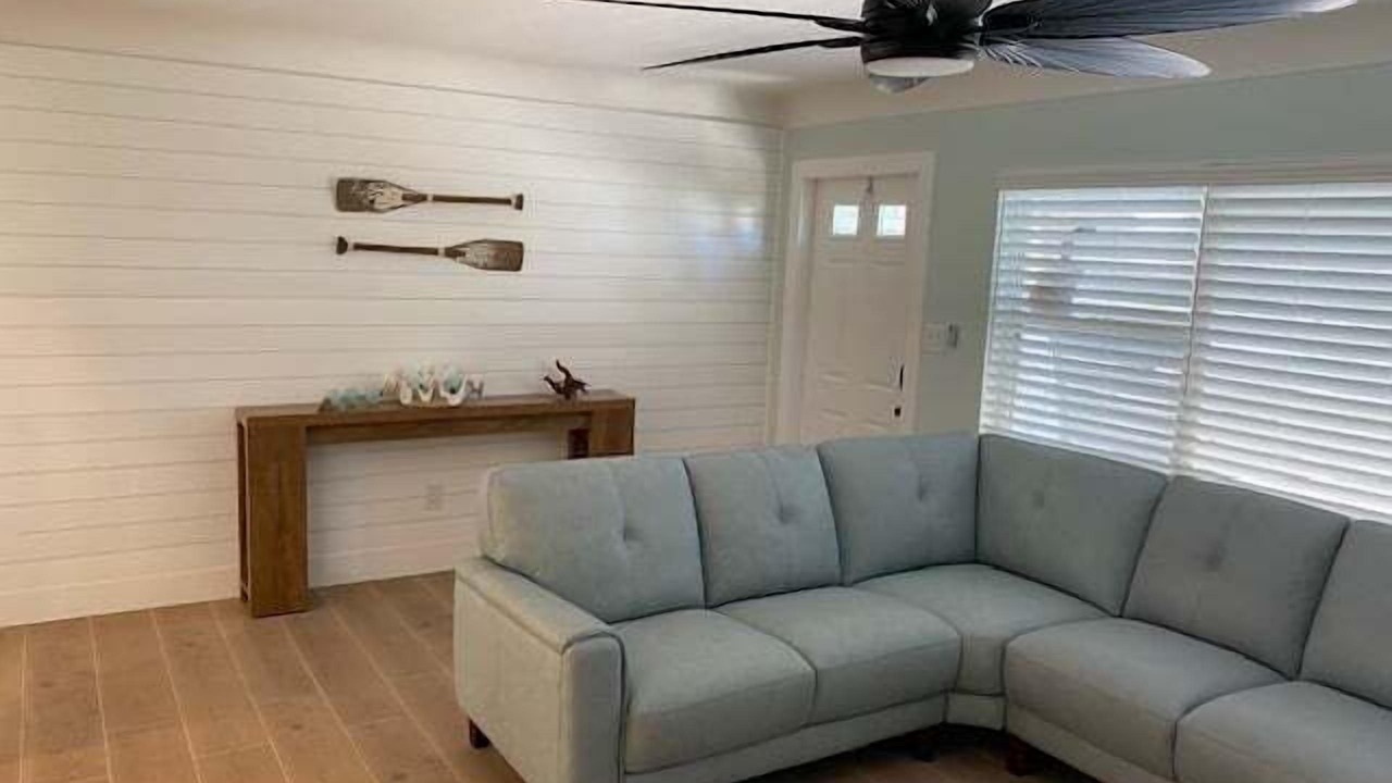 Photo of Livingroom in Redington Beach