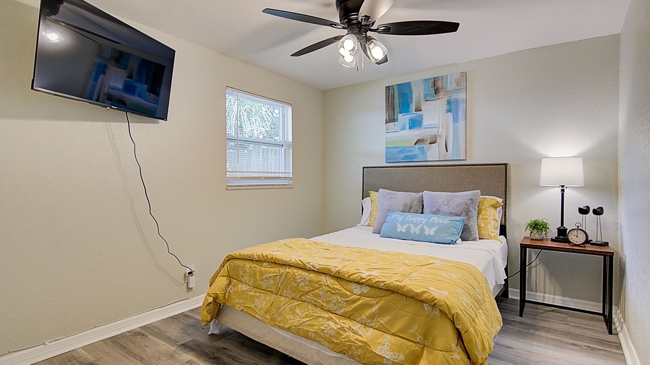 Photo of Bedroom in Ybor City