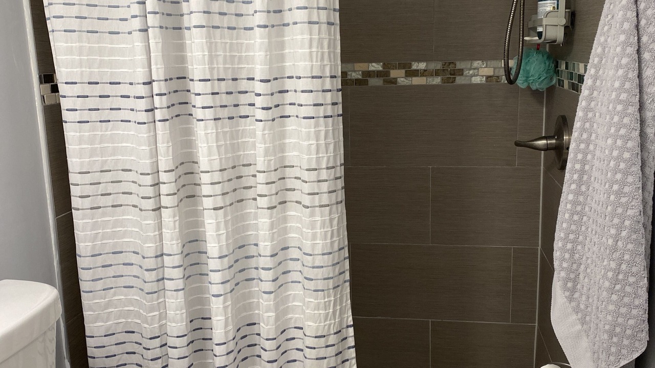 Photo of Bathroom in Blue Waters