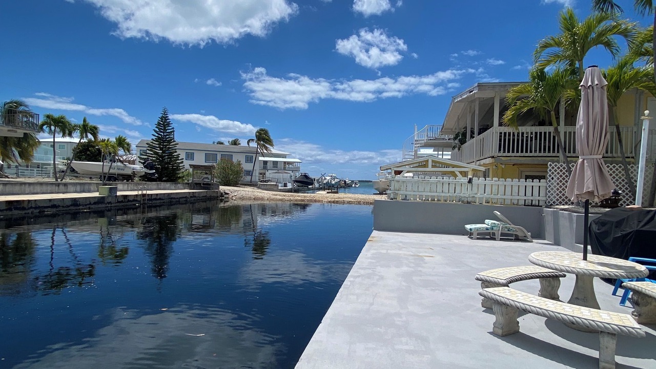 Photo of Patio Balcony in Blue Waters