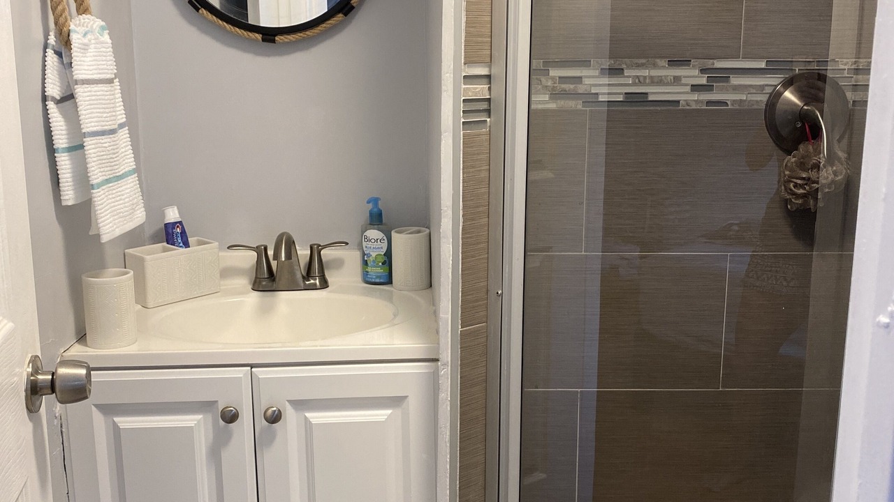 Photo of Bathroom in Blue Waters
