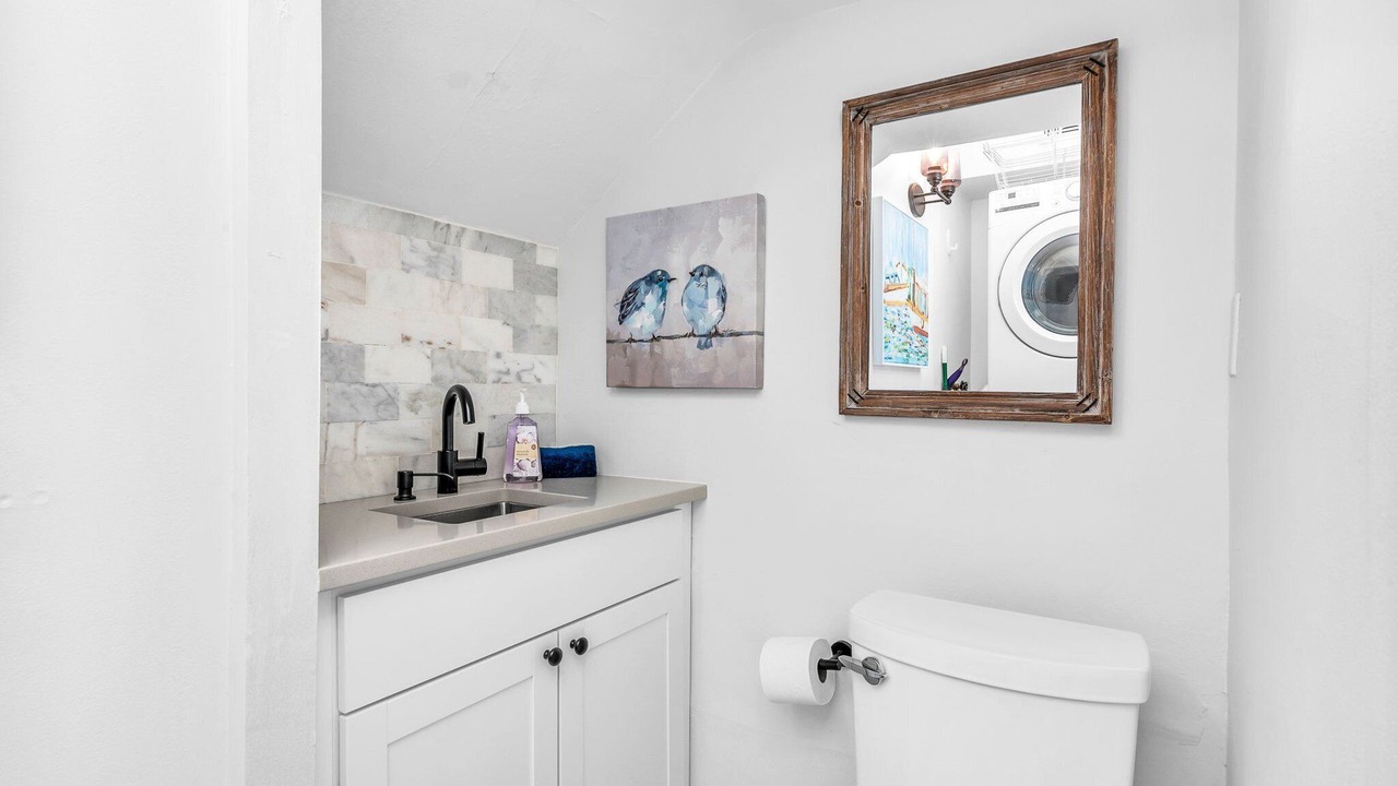 Photo of Bathroom in Flamingo Parks