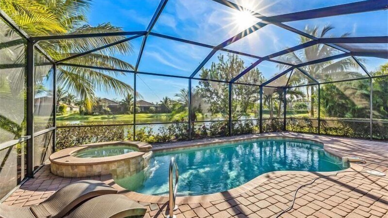 Photo of Outdoor in Naples