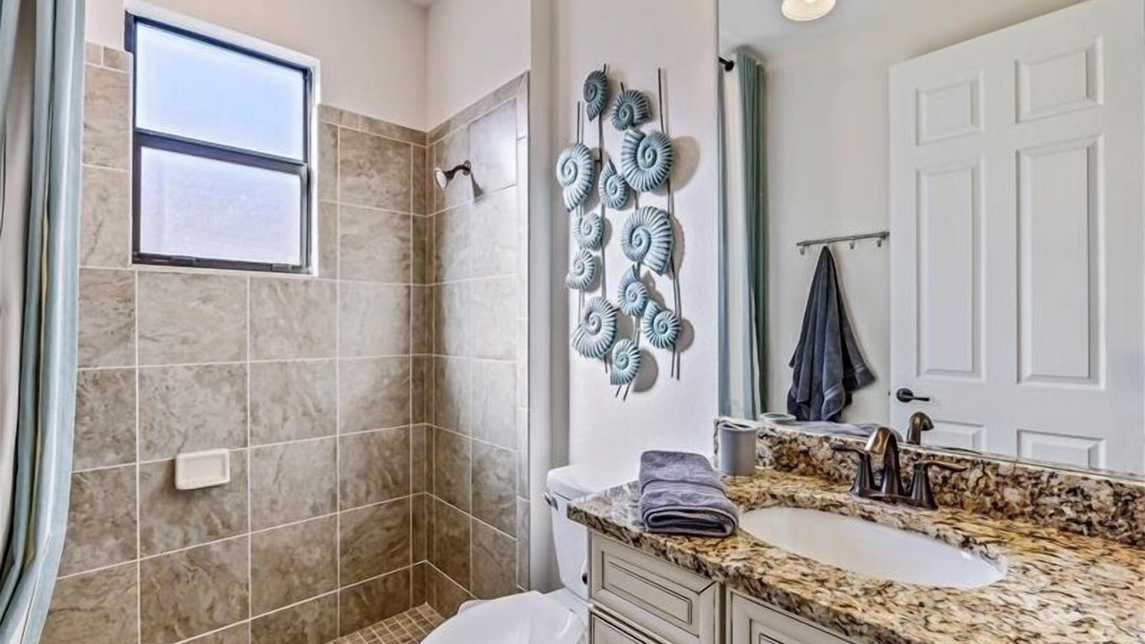 Photo of Bathroom in Naples