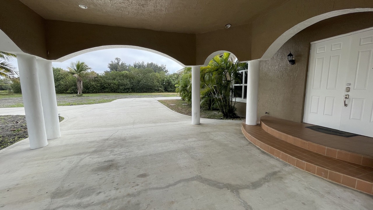 Photo of Patio Balcony in Loxahatchee Groves
