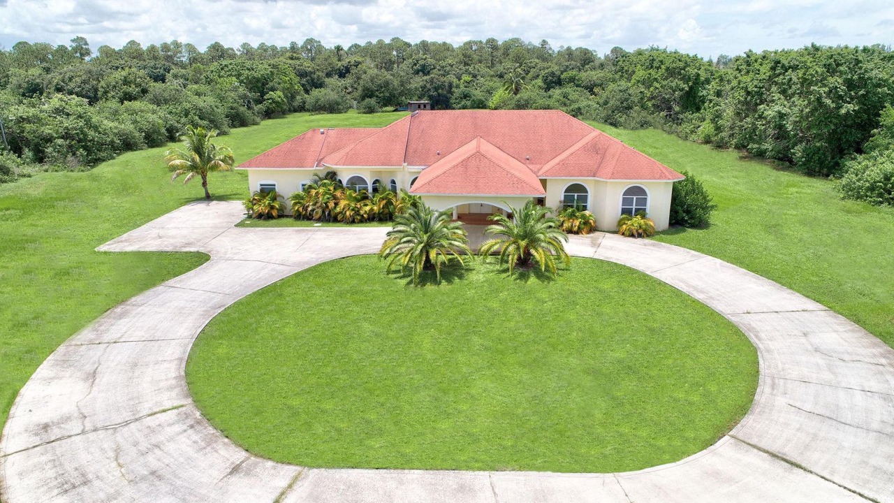 Photo of Outdoor in Loxahatchee Groves