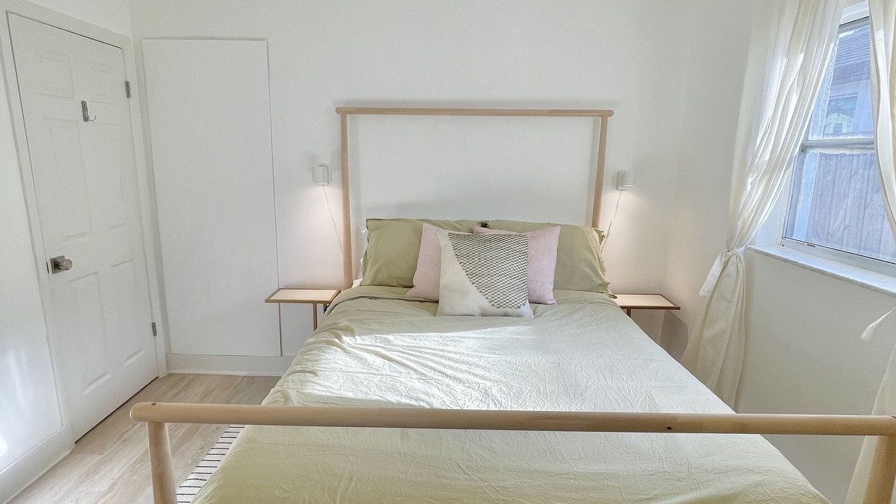 Photo of Bedroom in Naples Park