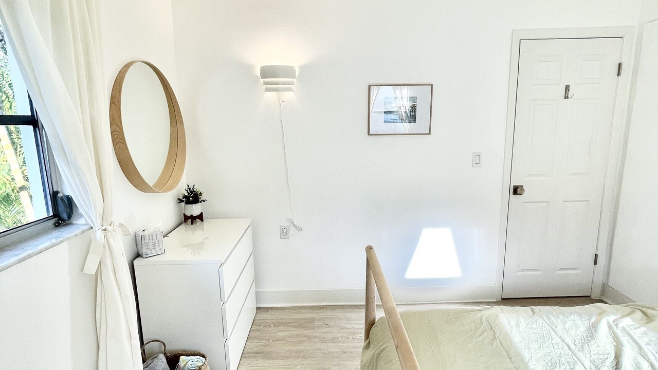 Photo of Bedroom in Naples Park