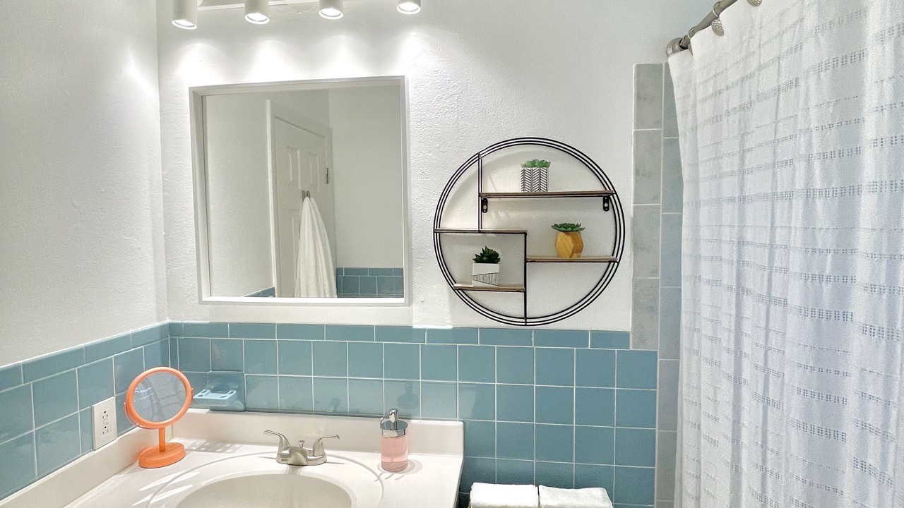 Photo of Bathroom in Naples Park
