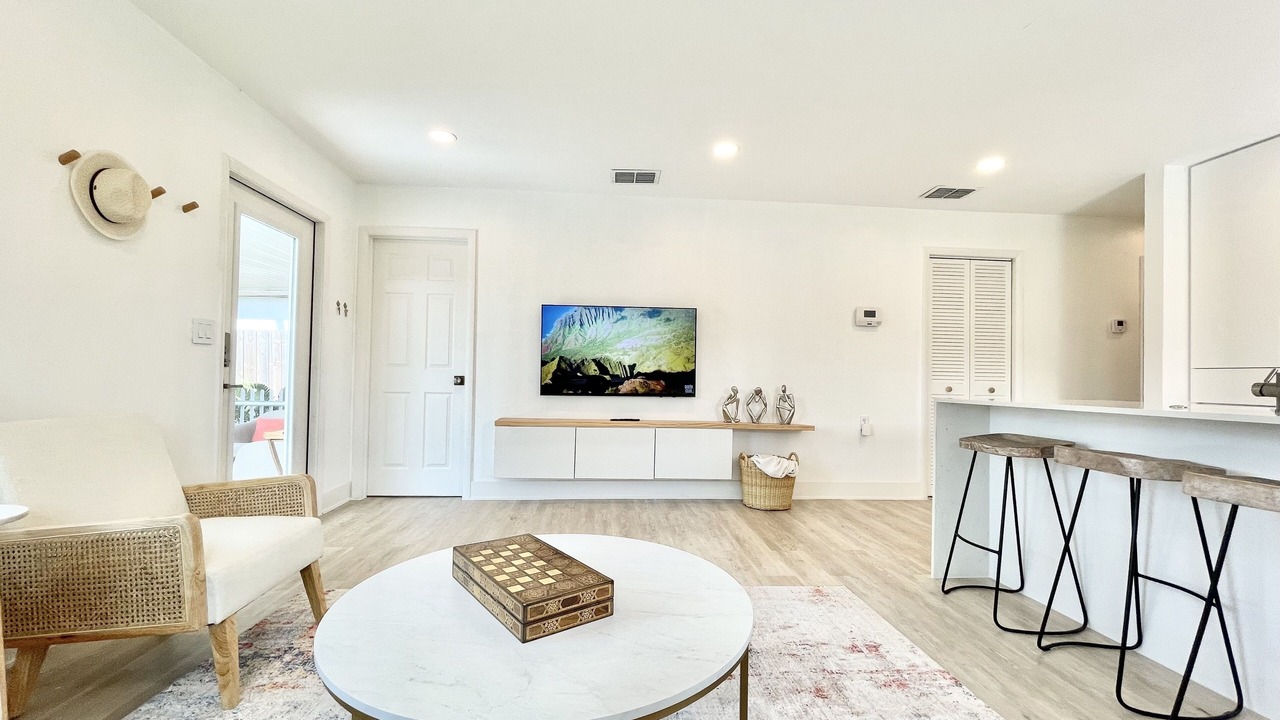 Photo of Livingroom in Naples Park