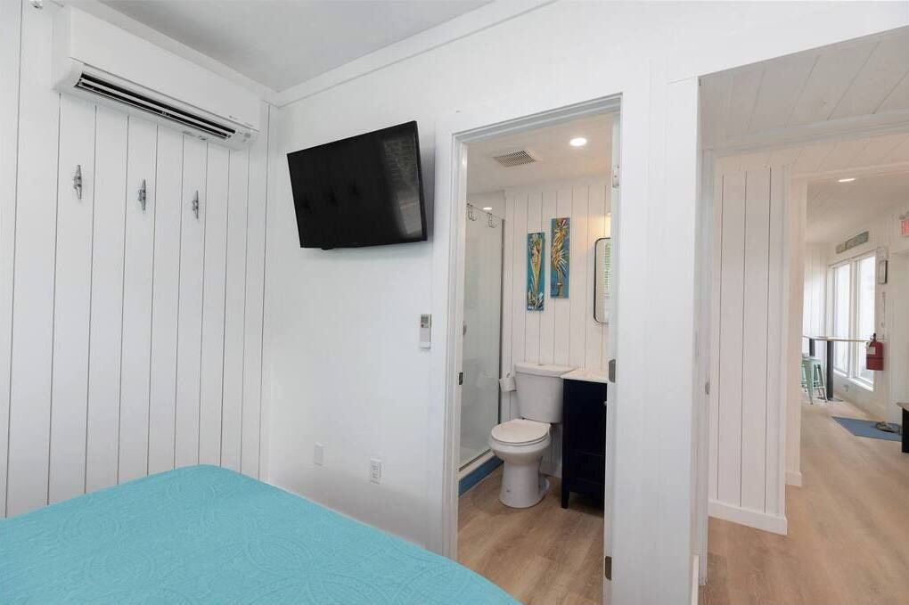 Photo of Bathroom in Islamorada