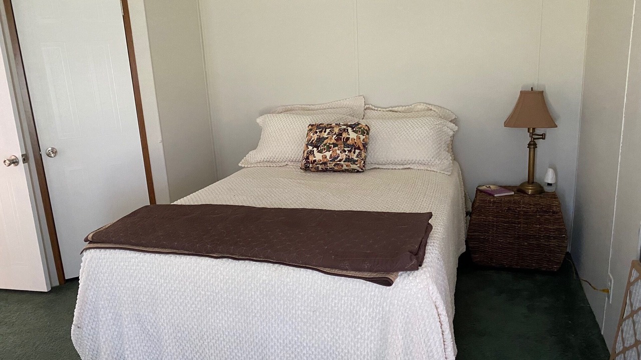 Photo of Bedroom in Lakeport