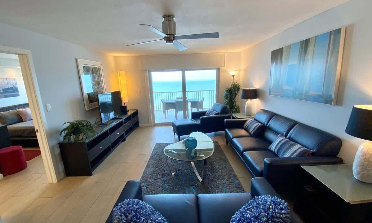 Photo of Livingroom in Fort Myers Beach