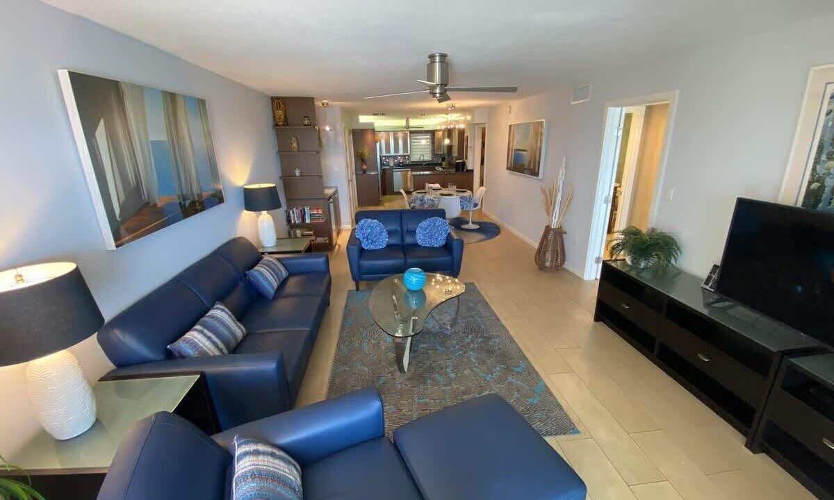 Photo of Livingroom in Fort Myers Beach