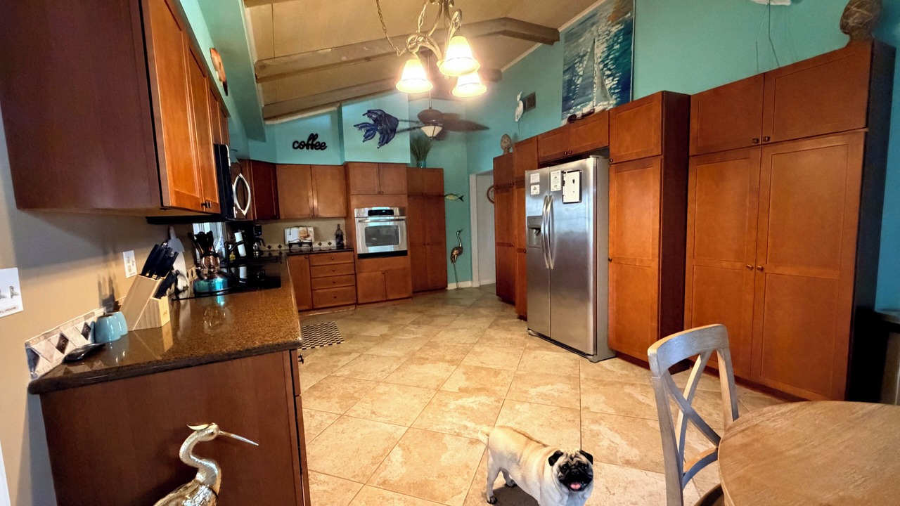Photo of Kitchen in Taylor Creek