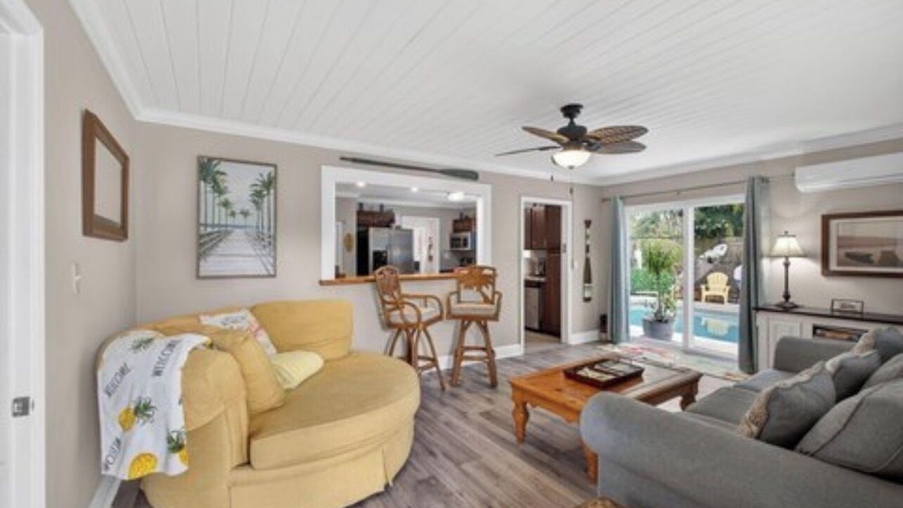 Photo of Livingroom in Juno Beach
