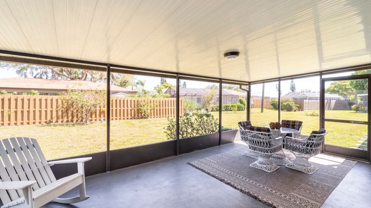 Photo of Patio Balcony in Gulf Gate Estates