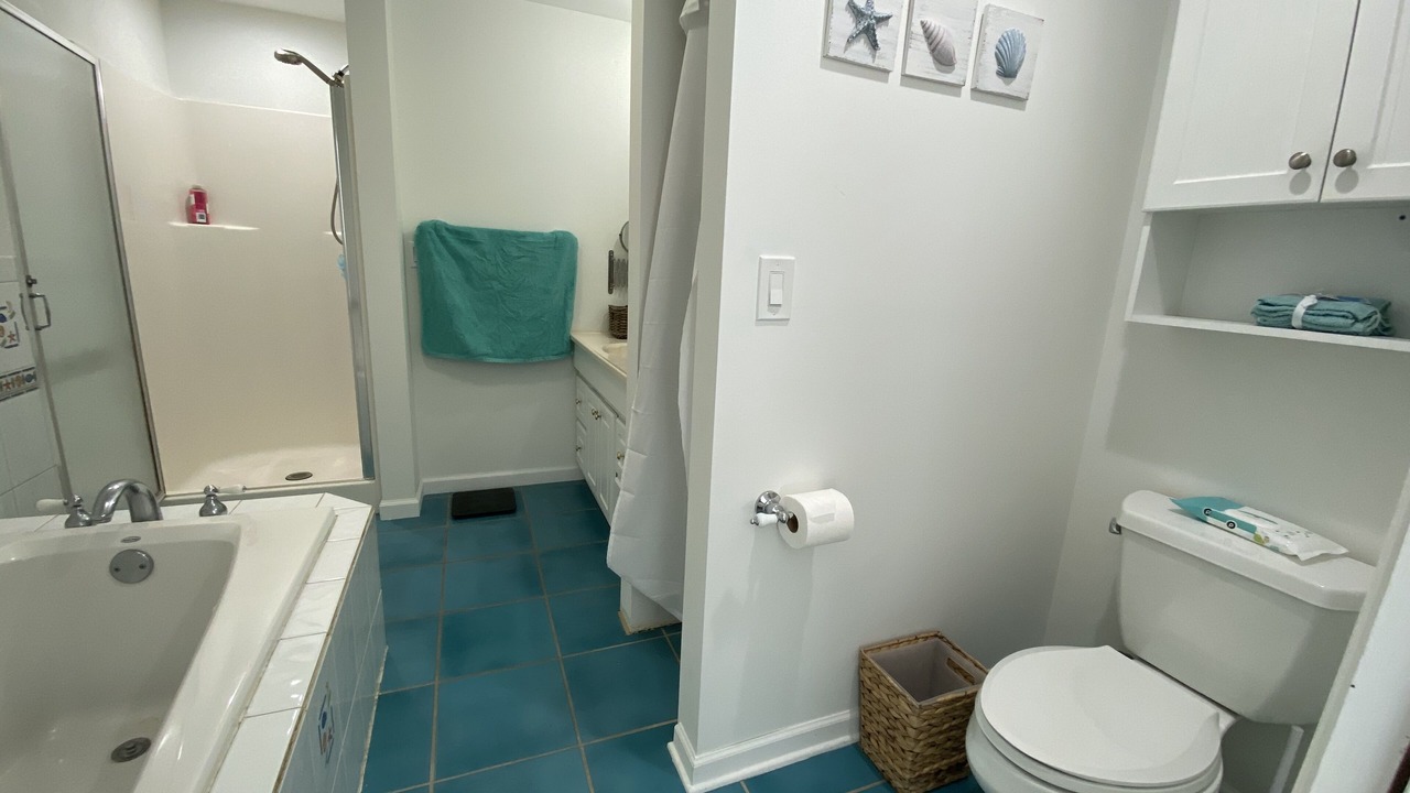 Photo of Bathroom in Cross Key Waterways