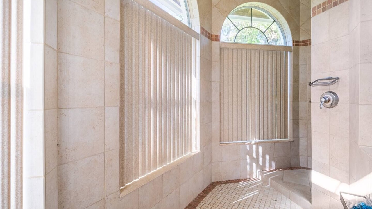 Photo of Bathroom in Hunt Club