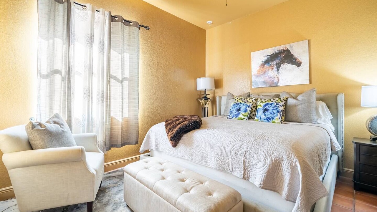 Photo of Bedroom in Hunt Club