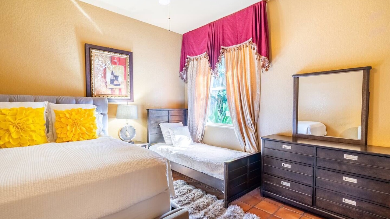 Photo of Bedroom in Hunt Club