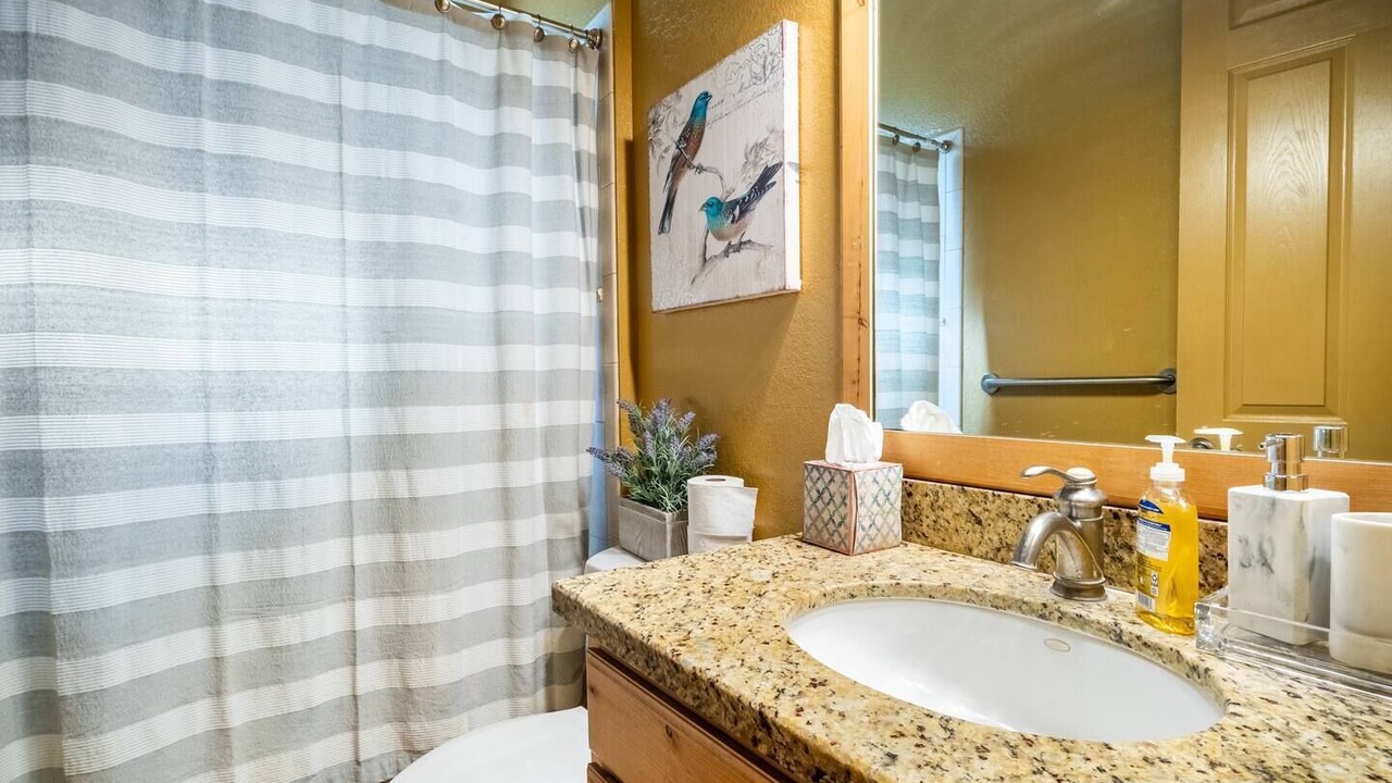 Photo of Bathroom in Hunt Club