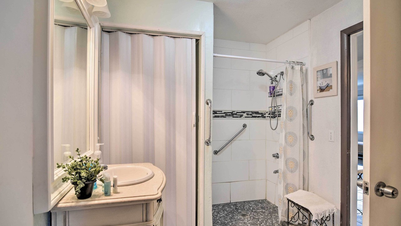Photo of Bathroom in South Pinellas Community Council
