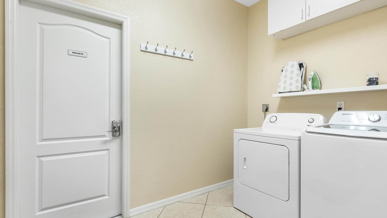 Photo of Bedroom in Caloosahatchee