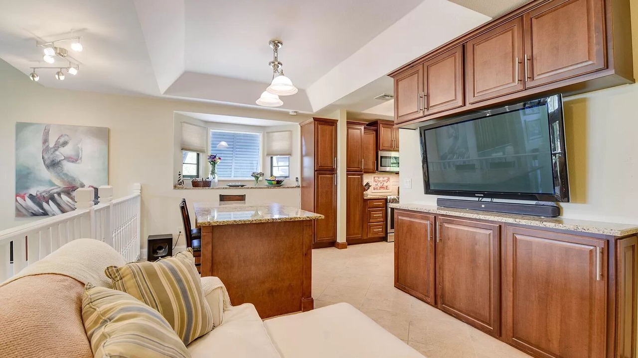 Photo of Livingroom in Summerland Key