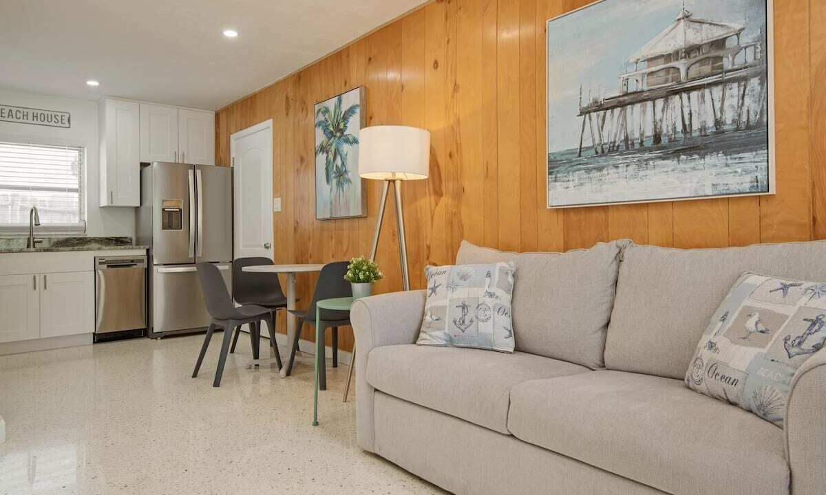Photo of Livingroom in Safety Harbor