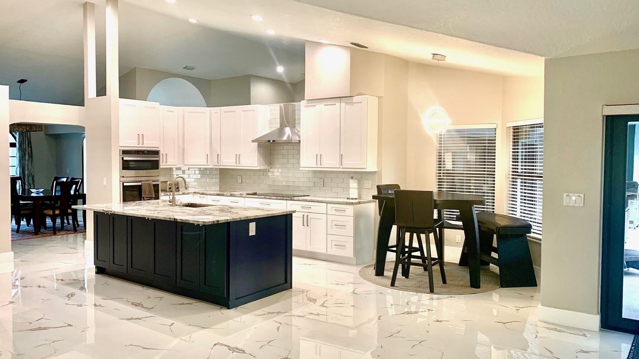 Photo of Kitchen in Greenview Shores
