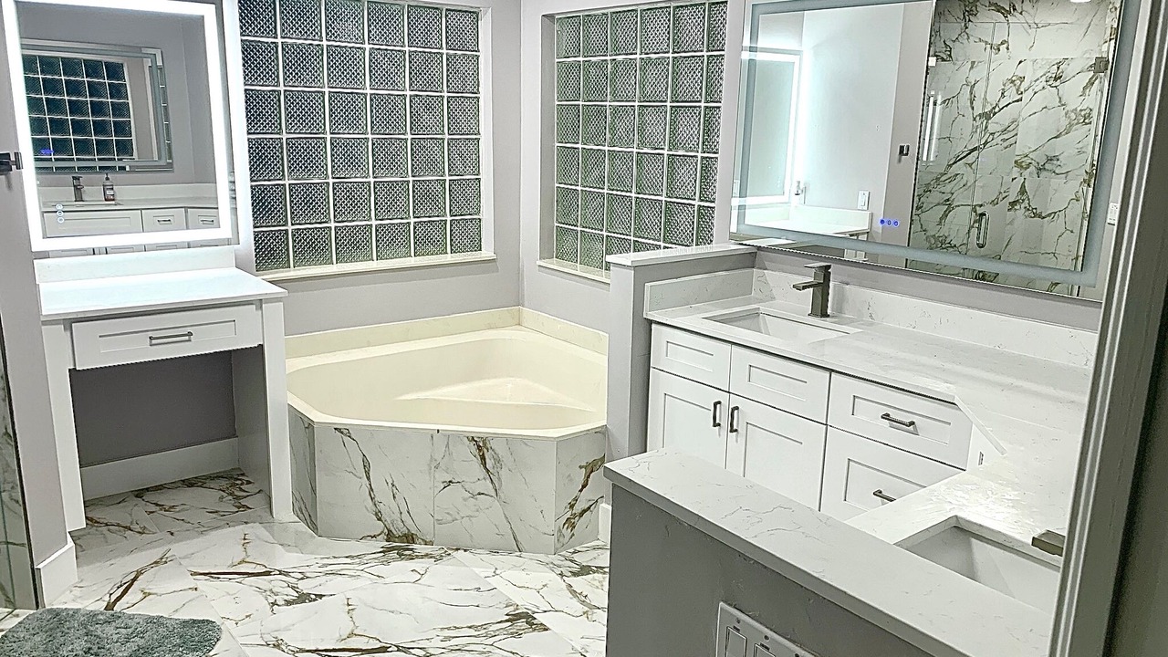 Photo of Bathroom in Greenview Shores