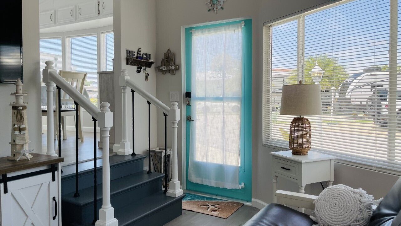 Photo of Livingroom in Hutchinson Island South