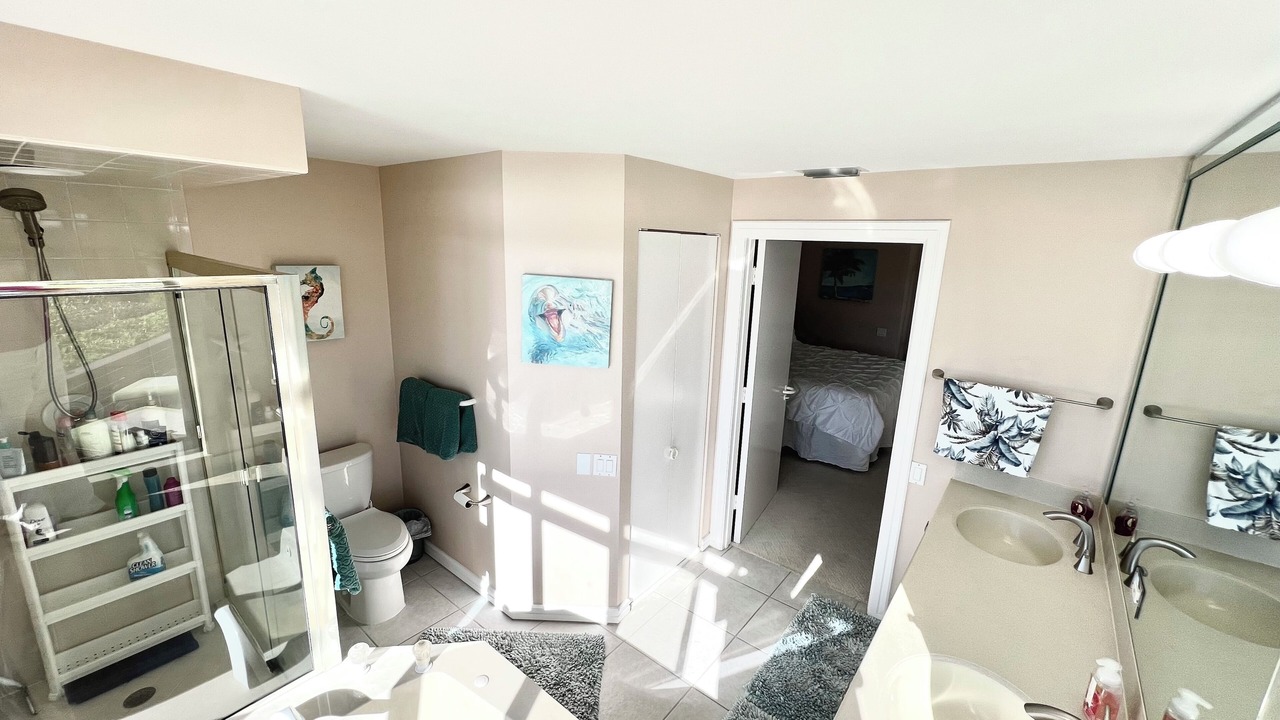 Photo of Bathroom in Isles of Capri