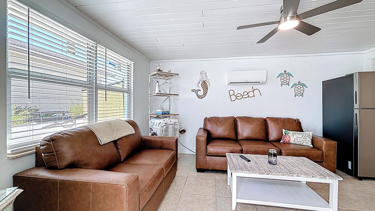 Photo of Livingroom in Englewood