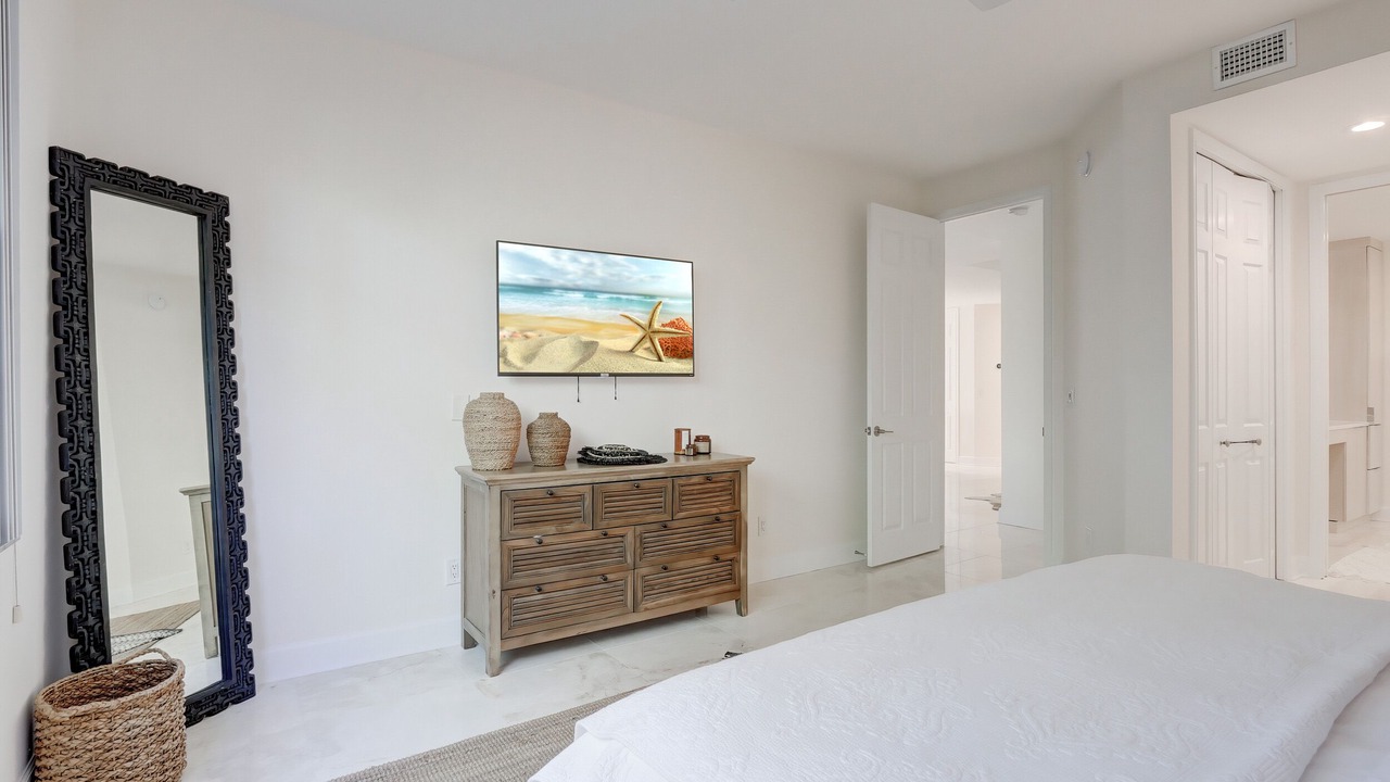 Photo of Bedroom in North Naples