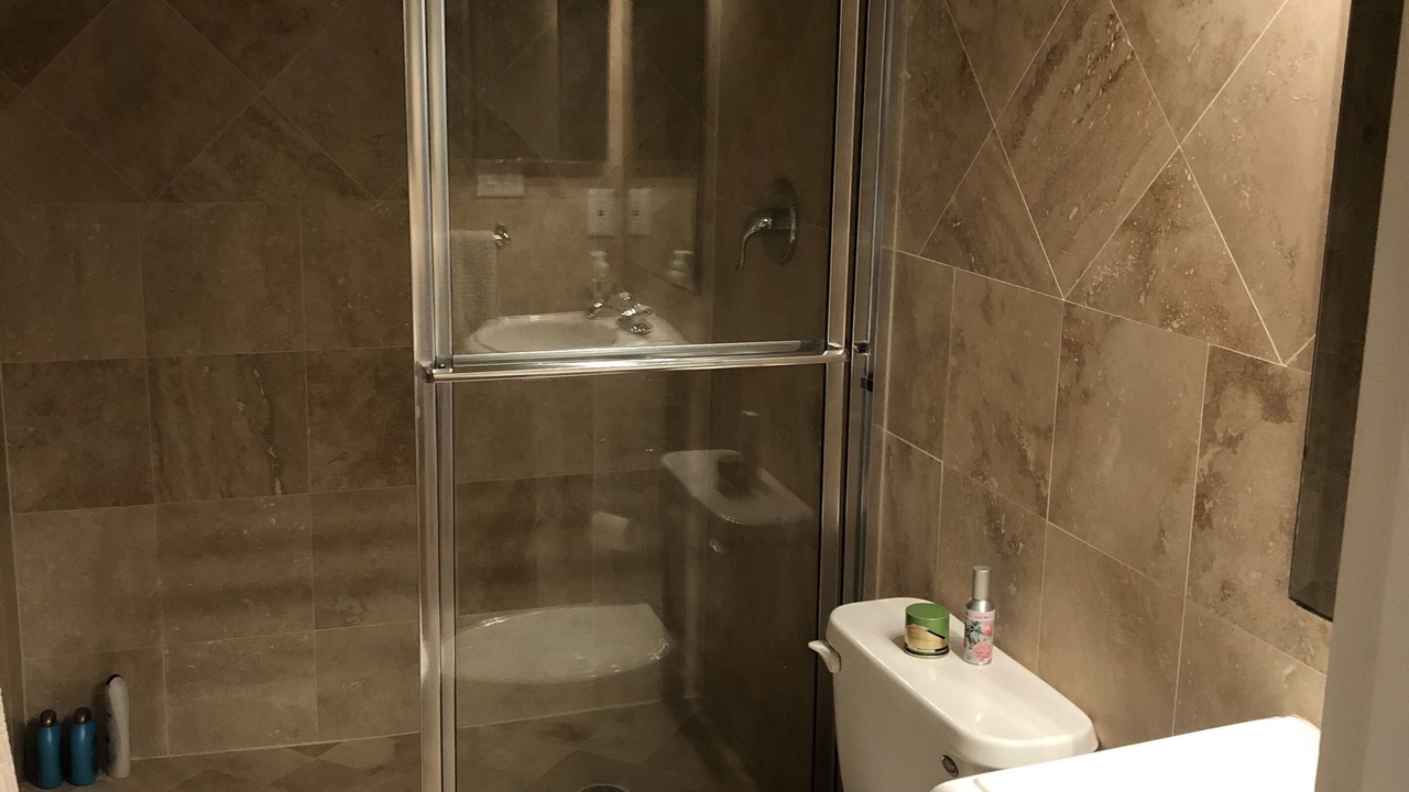 Photo of Bathroom in Pelican Bay