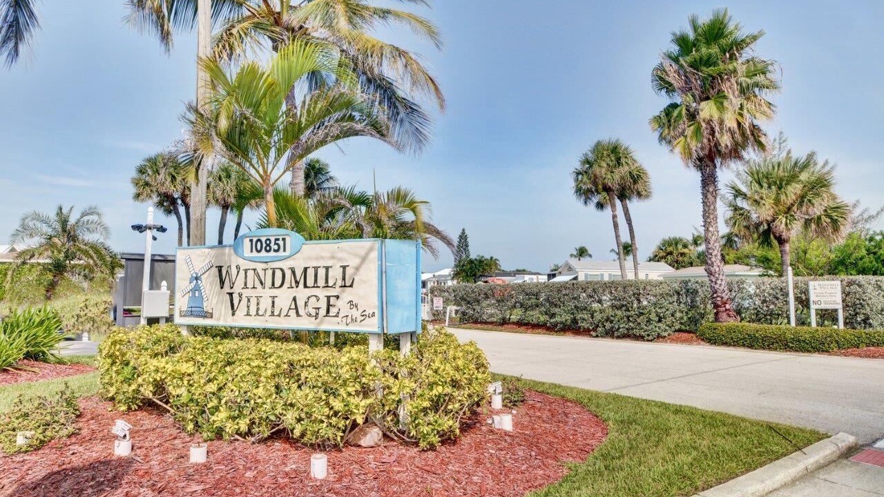 Photo of Others in Hutchinson Island South