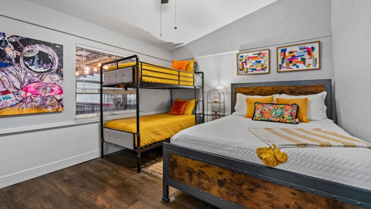 Photo of Bedroom in June Park