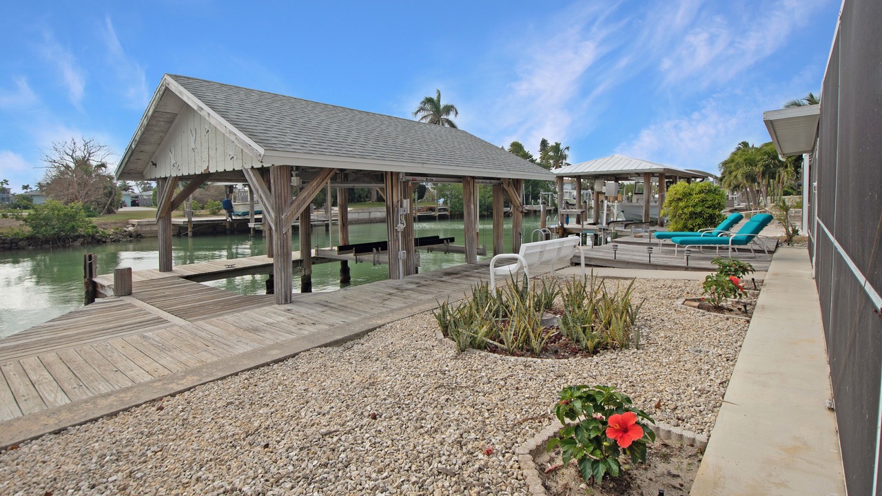 Photo of Patio Balcony in Isles of Capri