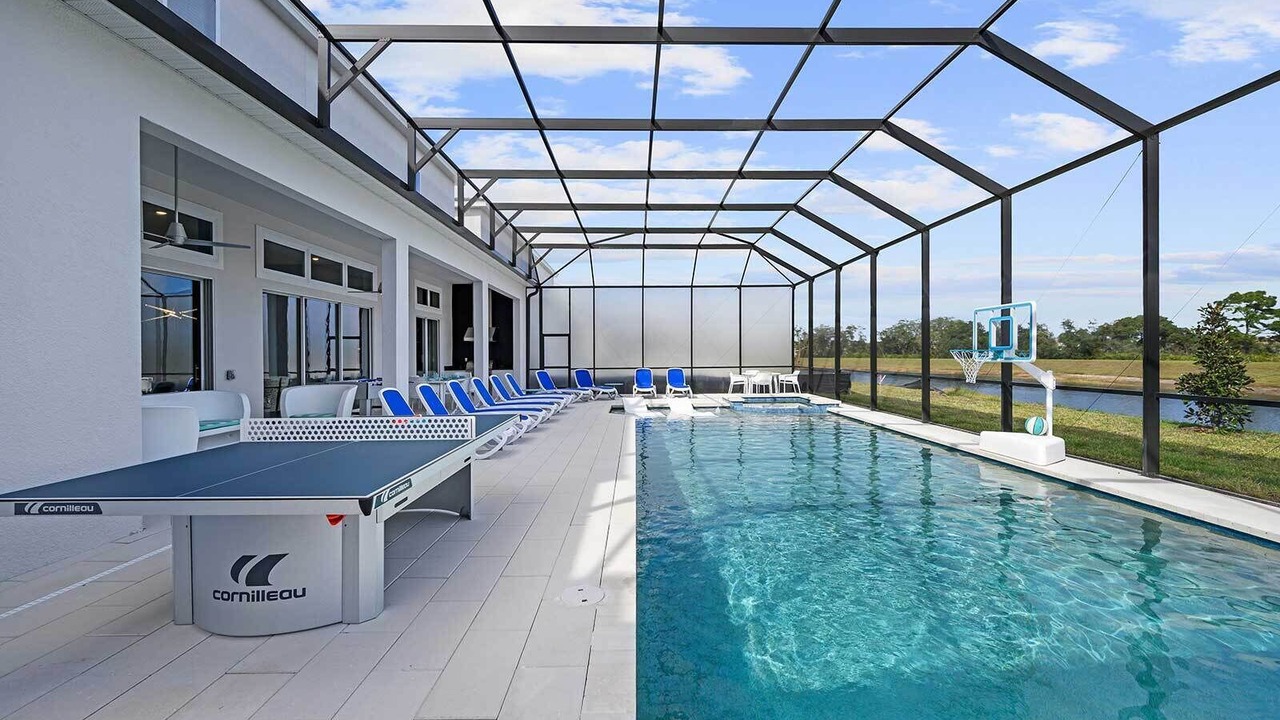 Photo of Outdoor in Loughman