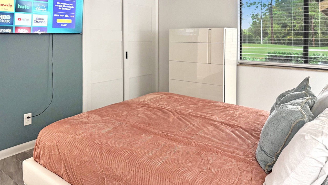 Photo of Bedroom in Wesley Chapel