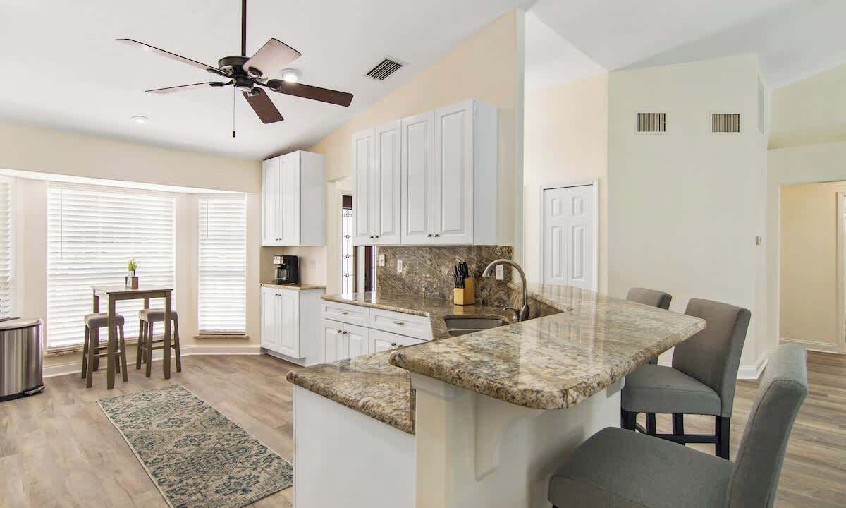 Photo of Kitchen in Sebastian Highlands
