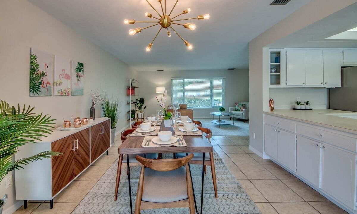 Photo of Livingroom in Caloosahatchee