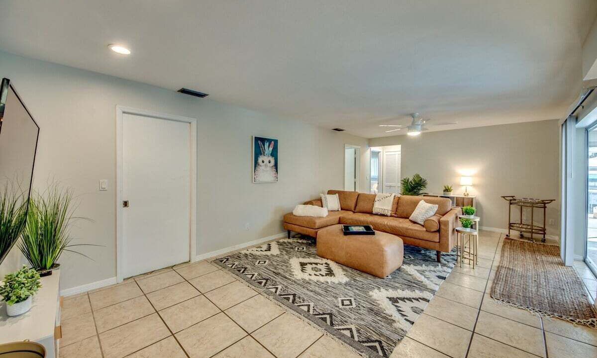 Photo of Bedroom in Caloosahatchee